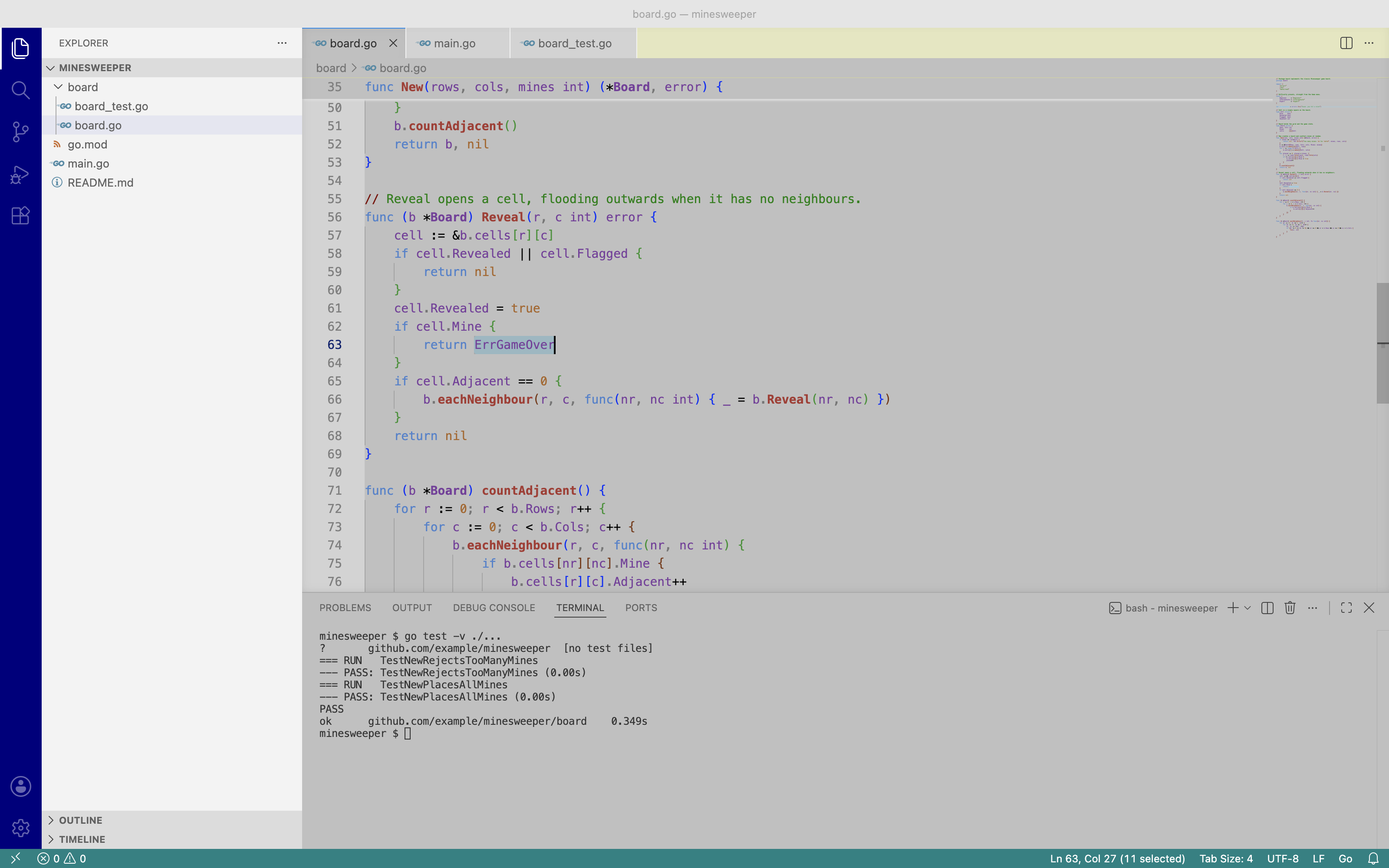 win95 VS Code theme showing Go code on a silver-gray editor with a navy activity bar, teal status bar and integrated terminal